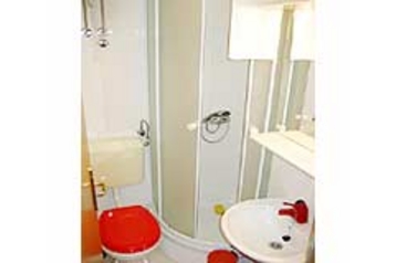 Privatan smeštaj Brodarica 1